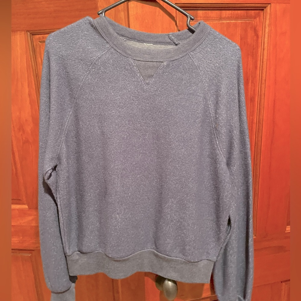 Ladies crew neck sweatshirt